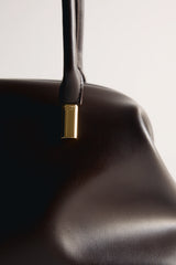 MEDIUM CHOCOLATE CLUB BAG