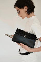 NOIR ALLURE SHOULDER BAG