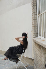 SLEEVELESS PLEATED DRESS