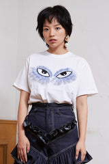 LACE EYELASHES T-SHIRT