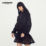 BLACK WINDPROOF JACKET WITH FUNCTIONAL POCKETS