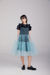 BLACK/WHITE T-SHIRT WITH RUFFLES