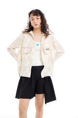 WHITE VEST WITH DIAMOND PATTERN