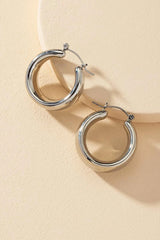 METAL HOOP EARRINGS (2 COLORS)