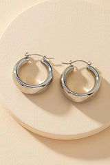 METAL HOOP EARRINGS (2 COLORS)