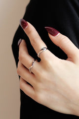 WHITE GOLD/ 18K GOLD CURVED RING