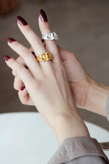 WHITE GOLD/ 18K GOLD PLEATED RING