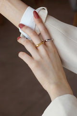 WHITE GOLD/ 18K GOLD MINIMALIST RING