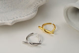 WHITE GOLD/ 18K GOLD KNOT RING
