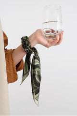 FLORAL PATTERNED LONG SATIN SCASRF HAIRBAND ( 18 COLORS )