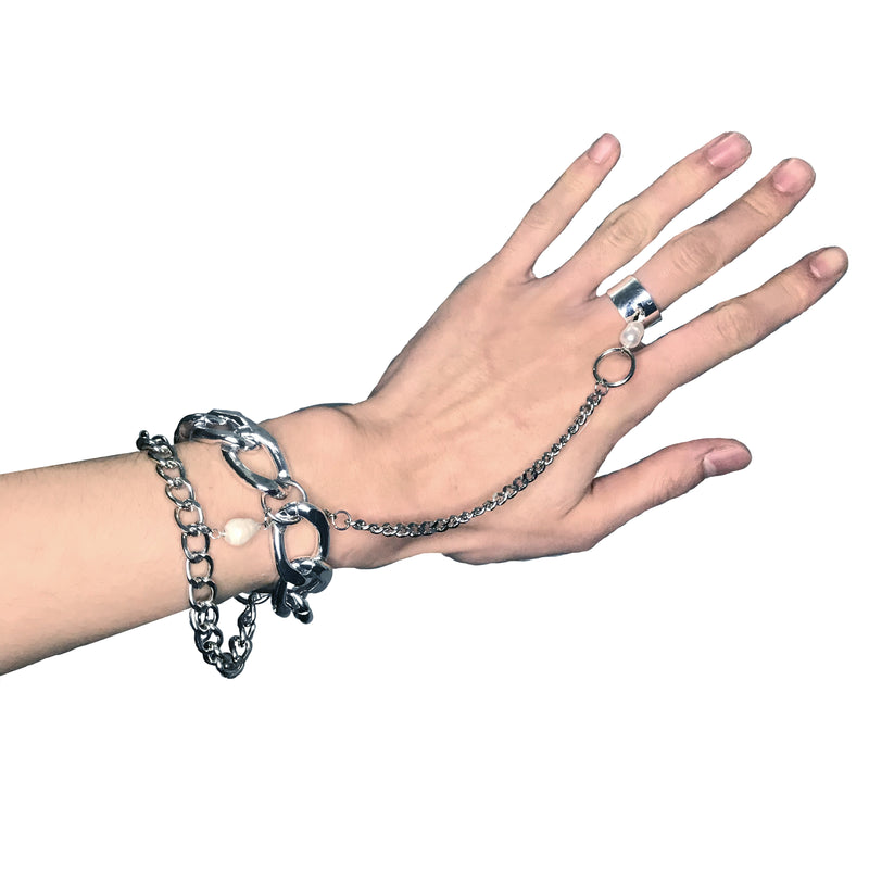 CHAIN BRACELET WITH RING