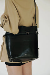 BLACK BELTED TOTE BAG