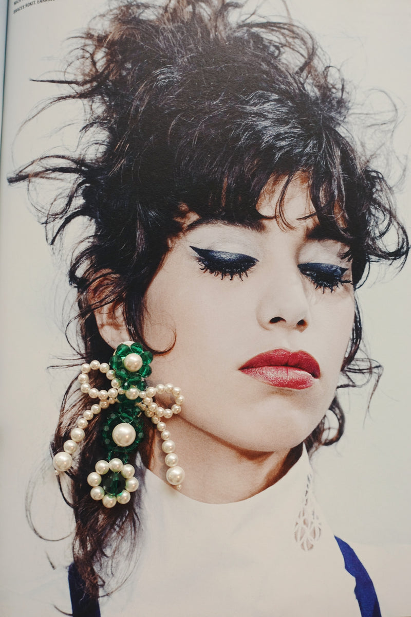 GREEN-WHITE CRYSTAL EARRINGS