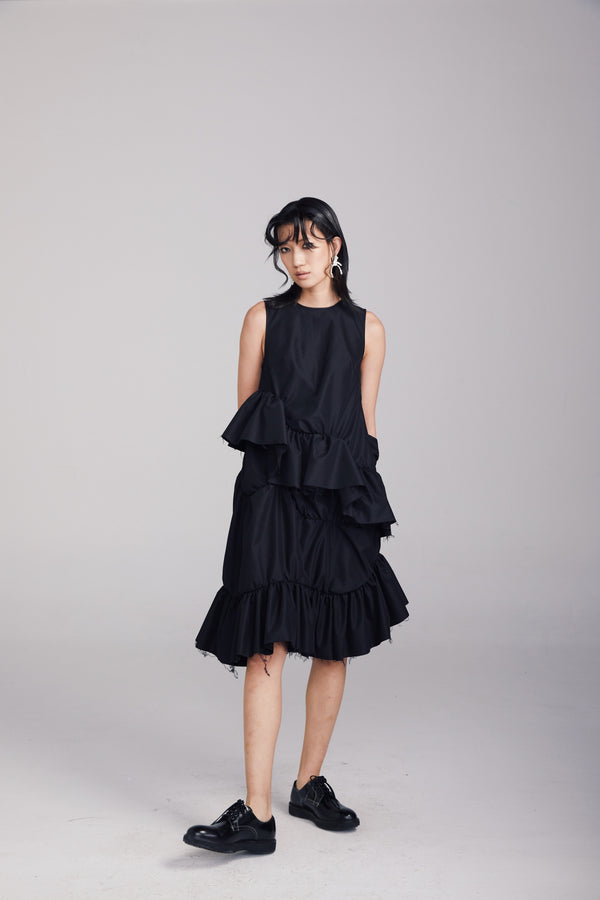 BLACK SLEEVELESS DRESS WITH RUFFLES