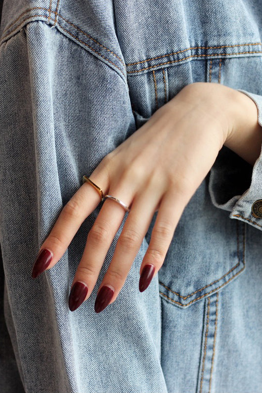 WHITE GOLD/ 18K GOLD MINIMALIST RING