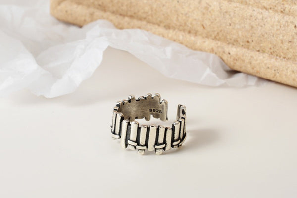 CHIC RING