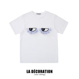 LACE EYELASHES T-SHIRT